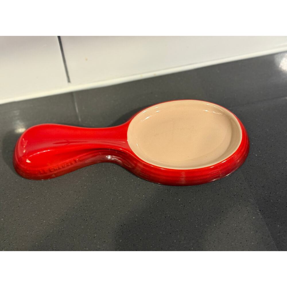 Le Creuset Spoon Rest Red Ombré Cerise Kitchen Utensils Colorful Classic - Picture 5 of 9